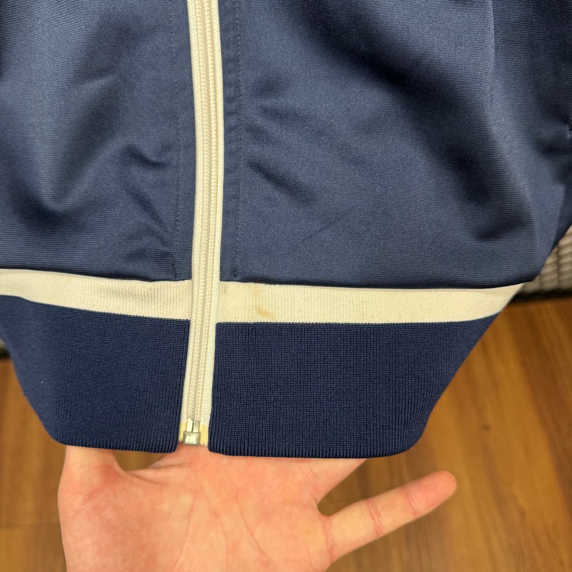 뉴발란스 클래식 트랙 자켓 전면 로고 포인트 네이비 화이트 상품이미지10