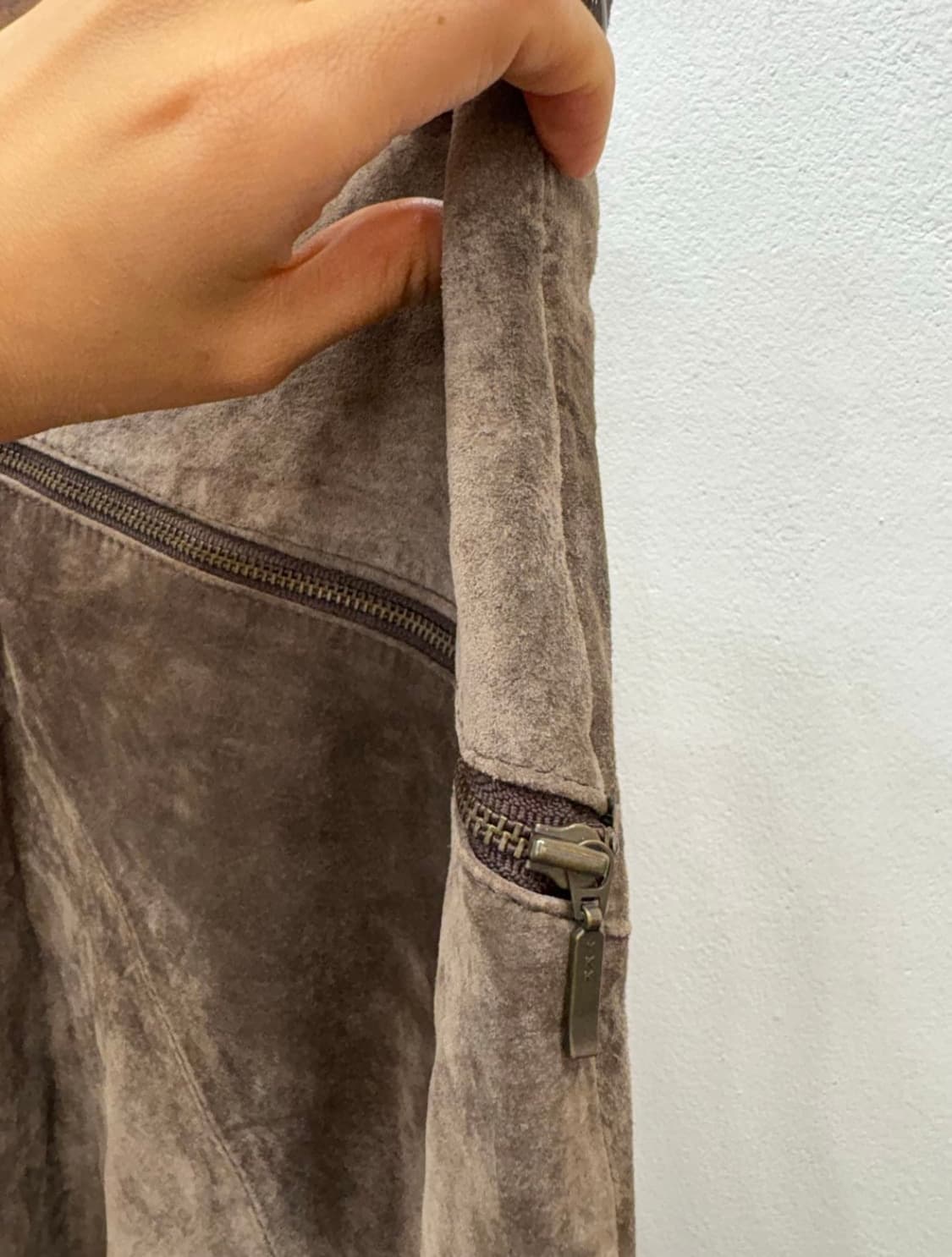 돈피 언발 미디 스커트 상품이미지5