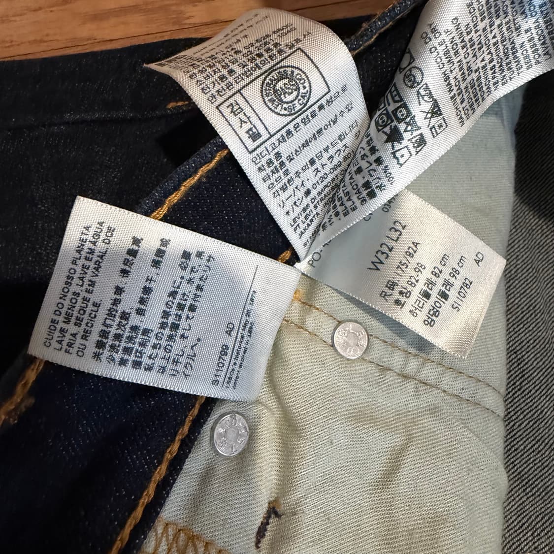 levi's 502 진청 워싱 데님팬츠  상품이미지2