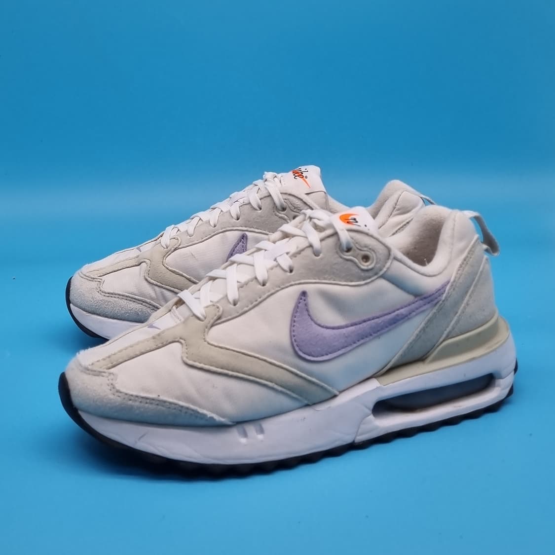 O 나이키 에어맥스 던 흰보 여성운동화240  상품이미지1