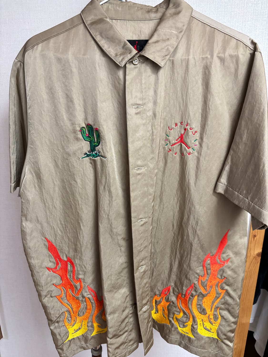 나이키 트래비스 스캇 반팔셔츠 상품이미지1