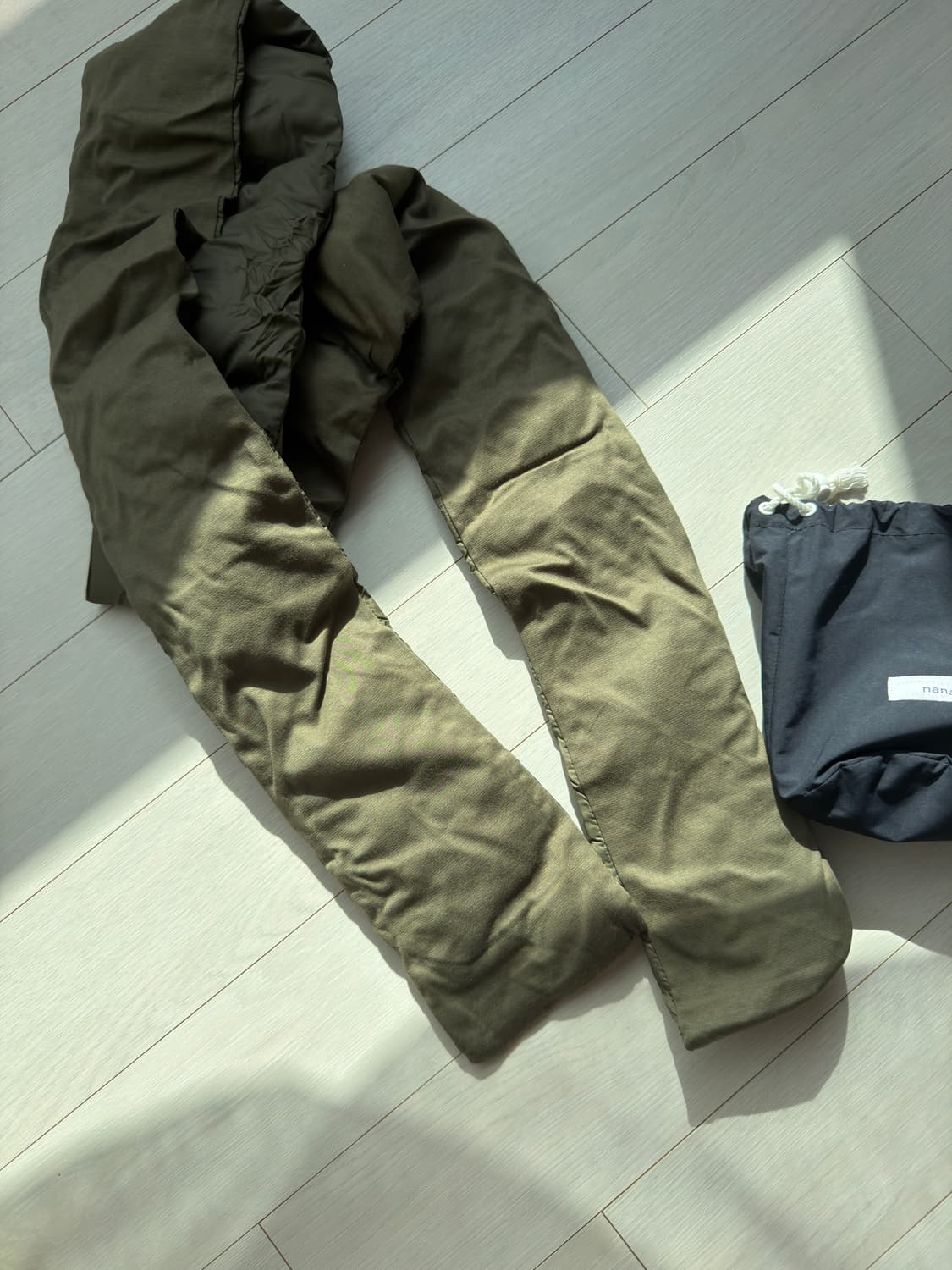 나나미카 다운 머플러 패딩 목도리 카키 상품이미지2