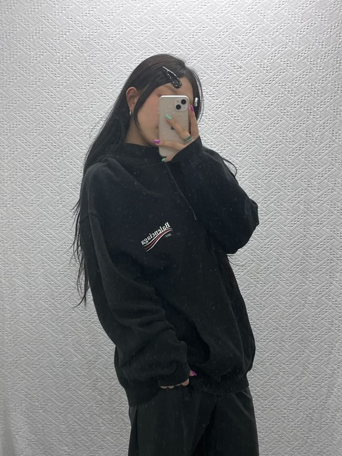 발렌시아가 모던룩 웨이브로고 후드티 M C07010 상품이미지1