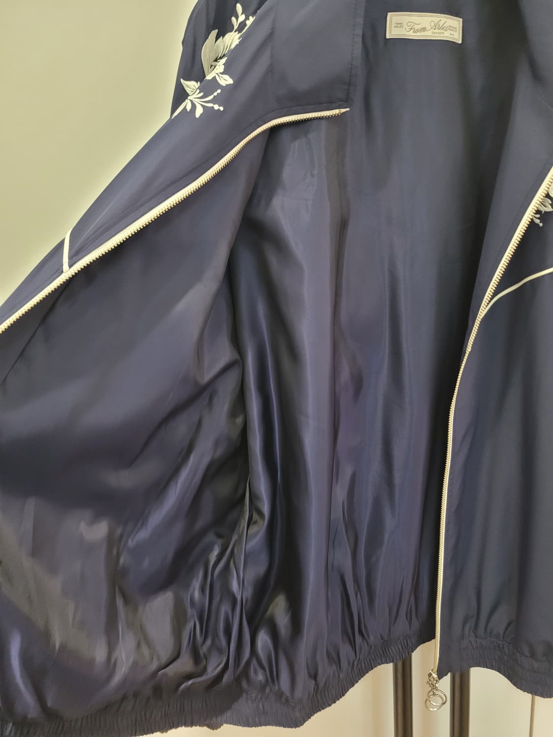 프롬아를 플라워 자수 80S 트랙자켓 남성용 L사이즈 상품이미지9