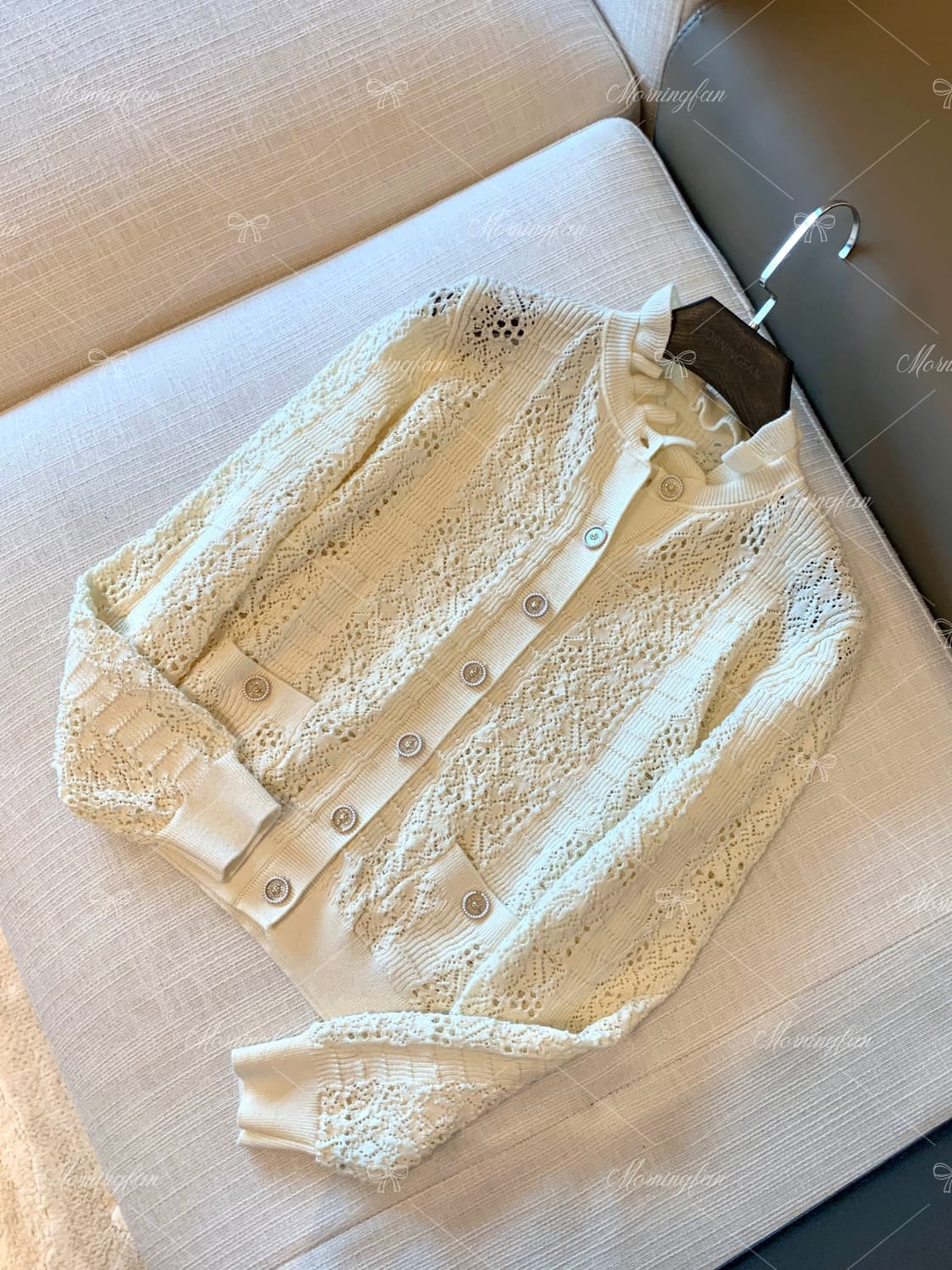 MORNINGFAN 플리터 커스텀 레이스 니트 슬리브리스 탑 가디건 투피 상품이미지3