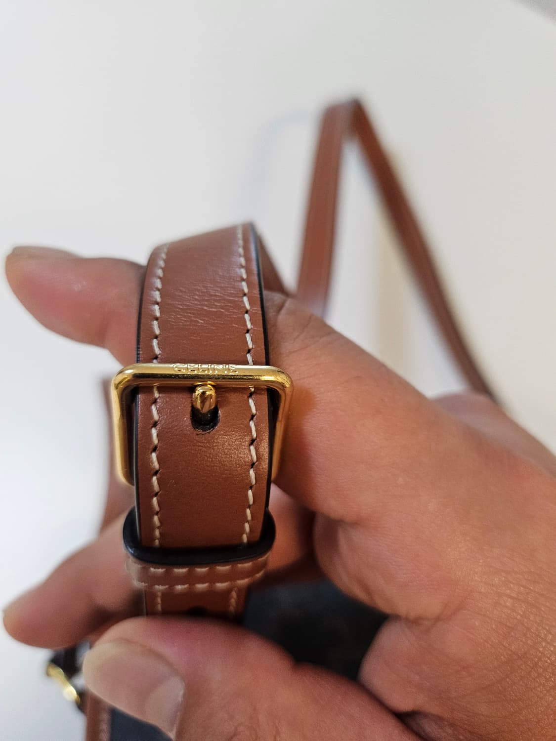 셀린느 트리오페 캔버스 폴코백 미디엄 상품이미지4