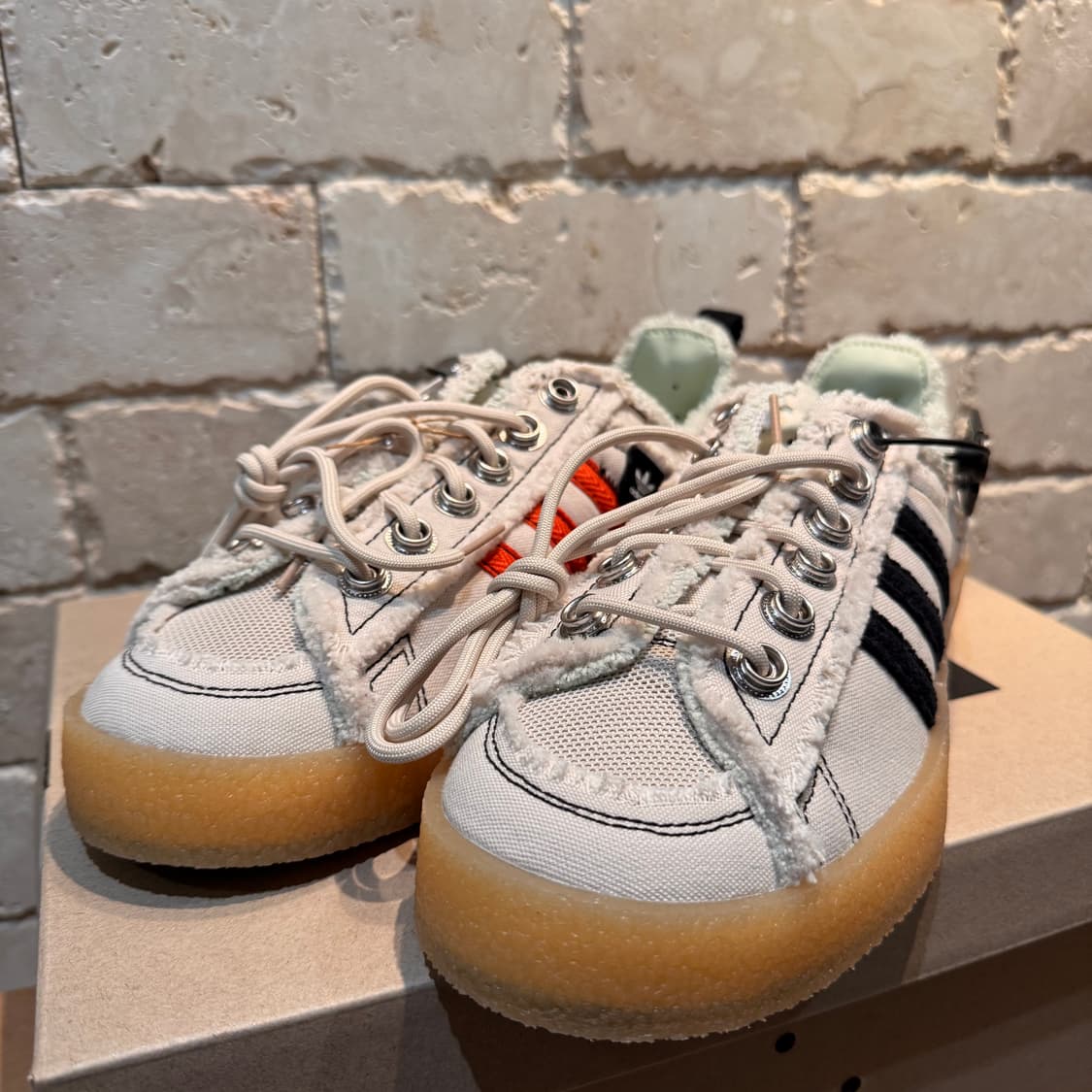 [240] 아디다스 x 송포더뮤트 캠퍼스 80s 블리스 코어 블랙 상품이미지2