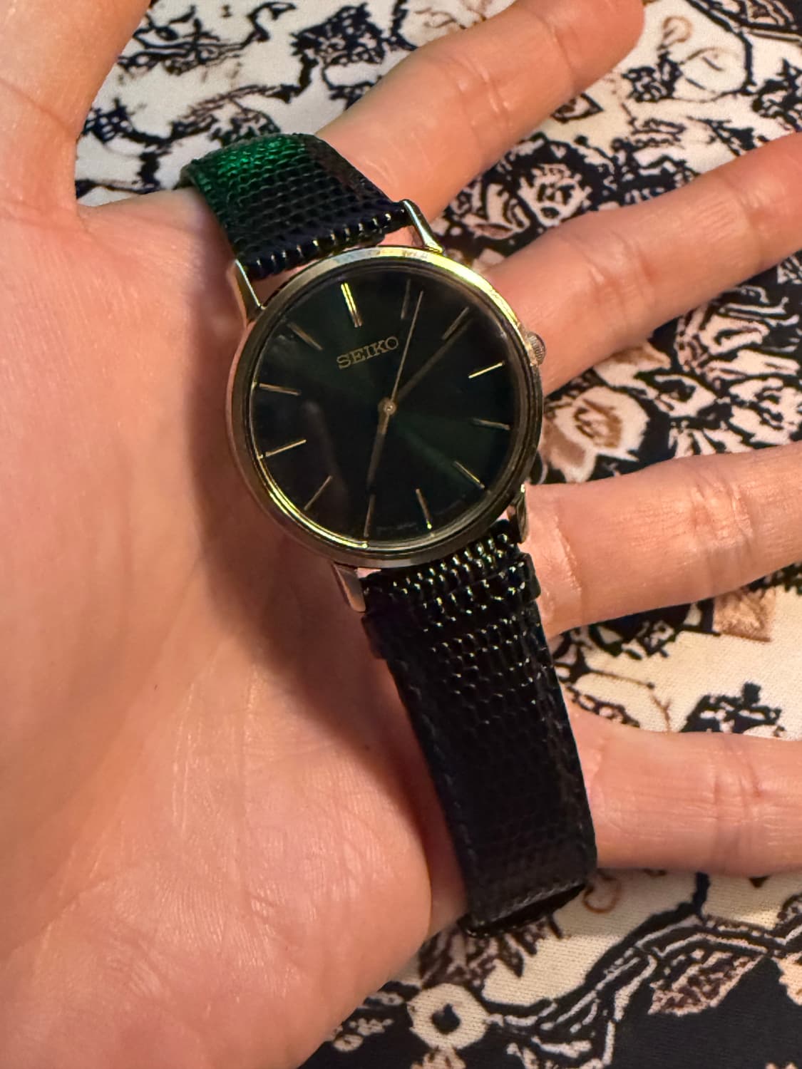 SEIKO 빈티지 쿼츠 시계 상품이미지1