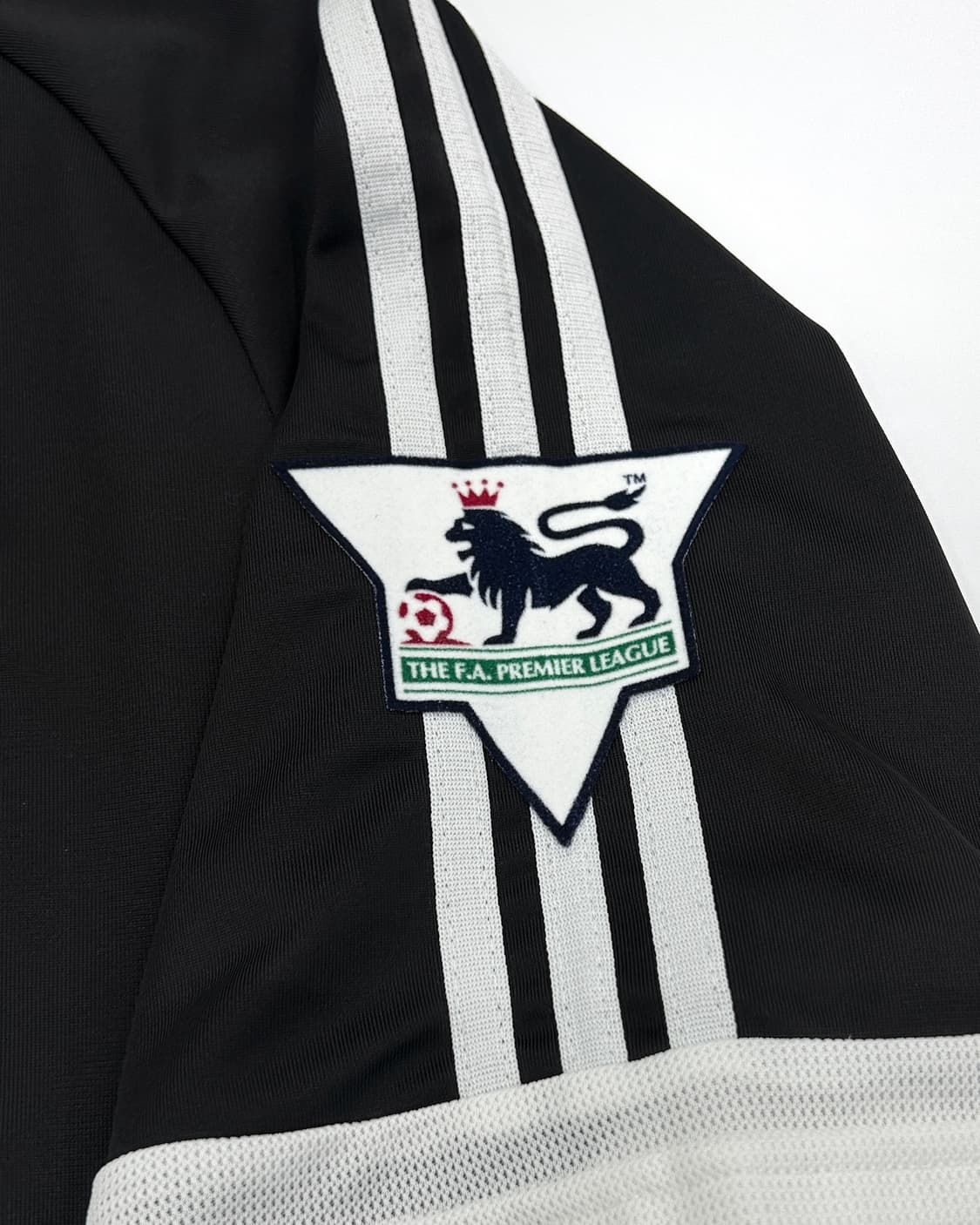 아디다스 01-03 뉴캐슬 홈 리그킷 앨런 시어러 상품이미지6