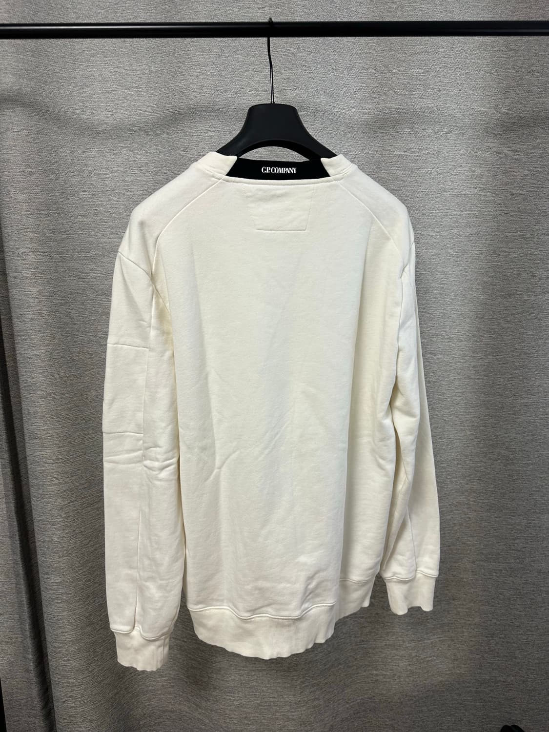 CP컴퍼니 렌즈와펜 맨투맨 화이트 (XL) 상품이미지2