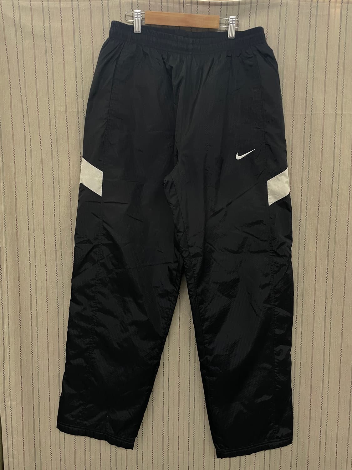 [L] 00s 나이키 리플렉티브 트레이닝 트랙 팬츠 상품이미지1