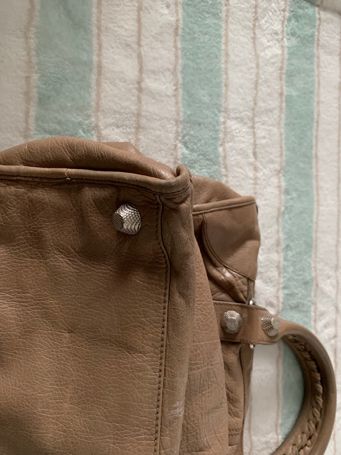 발렌시아가 라지 모터백  상품이미지9