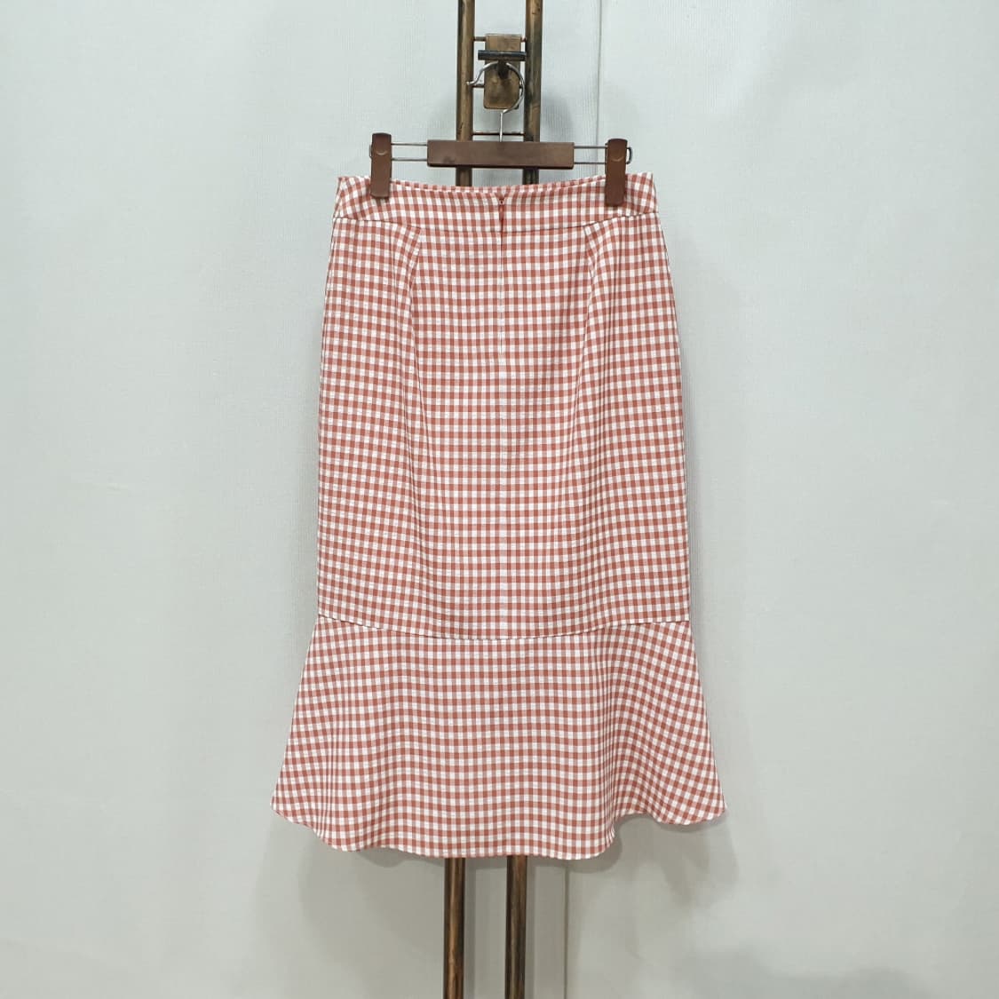 씨씨콜렉트 밑단 프릴 체크 스커트 70-96(66) 상품이미지2