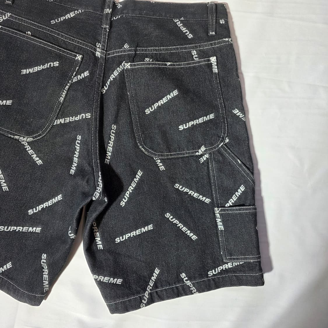 [30]슈프림 멀티로고 데님 페인터 쇼츠 상품이미지6