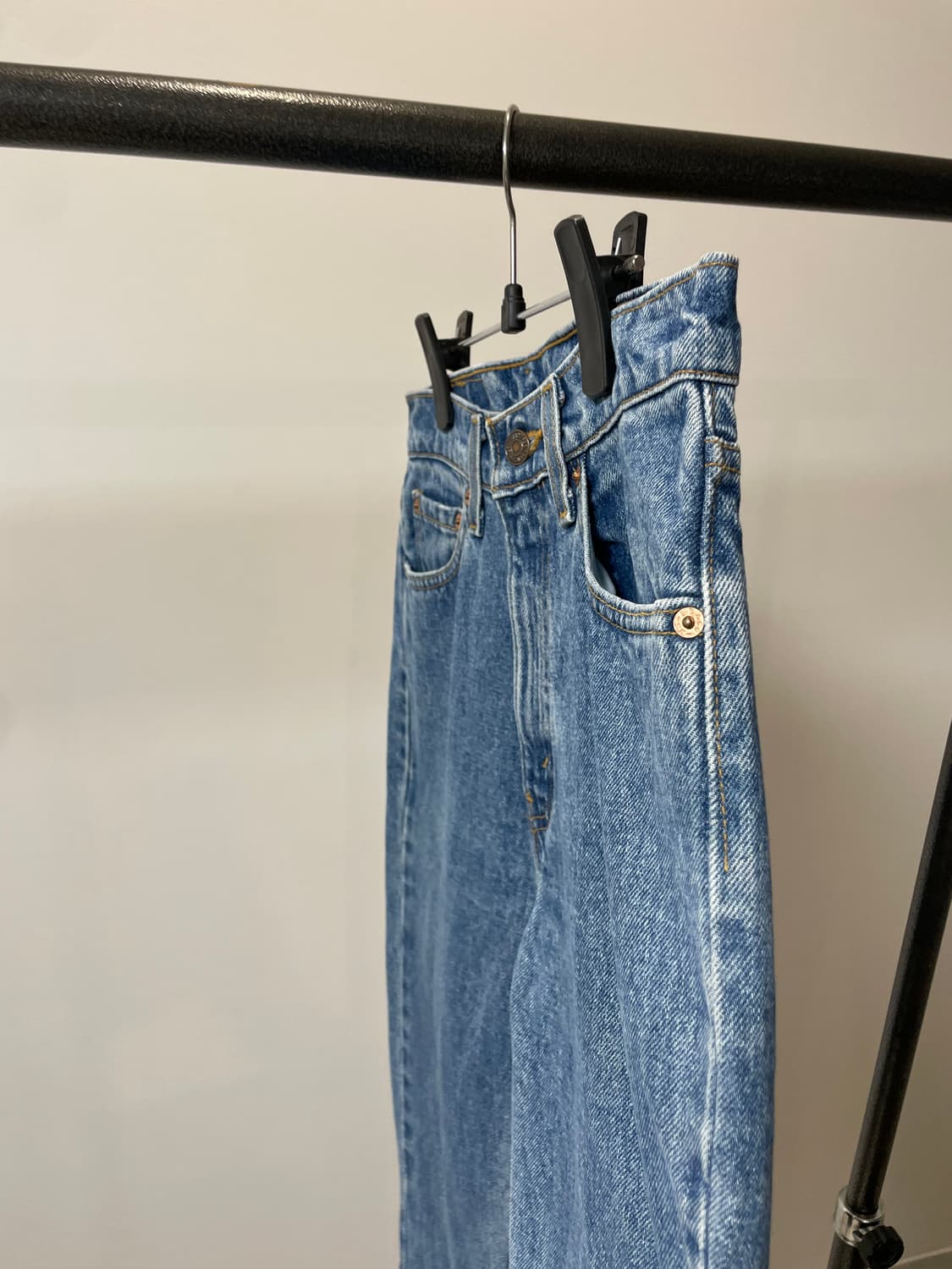 (29) 90s usa 리바이스505 레귤러핏 여성 중청 데님 팬츠 상품이미지3