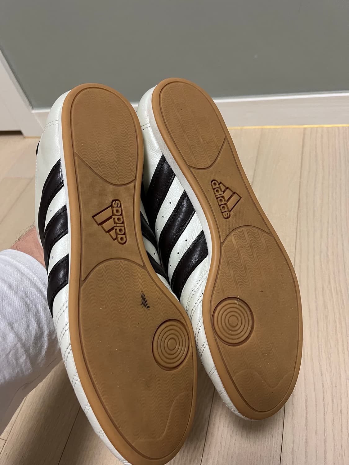 아디다스 태권도화 슬립온 사이즈 275 5만원에 판매합니다. 상태 사진  상품이미지4