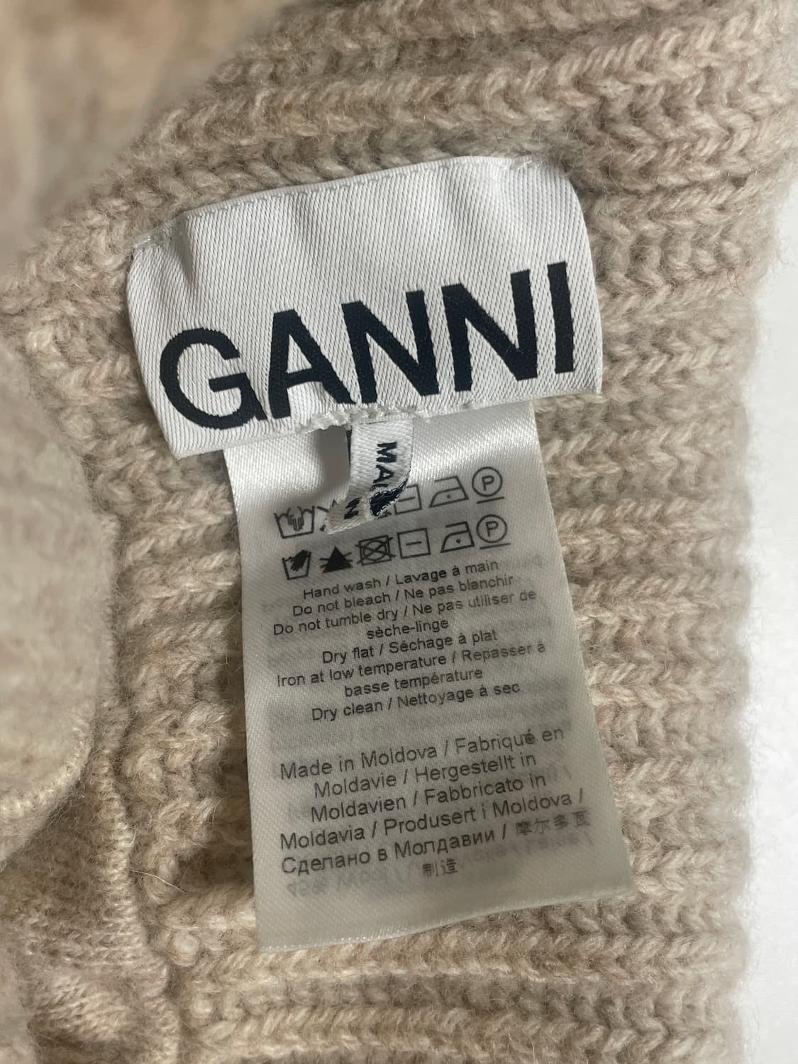 Ganni  가니 비니 상품이미지2