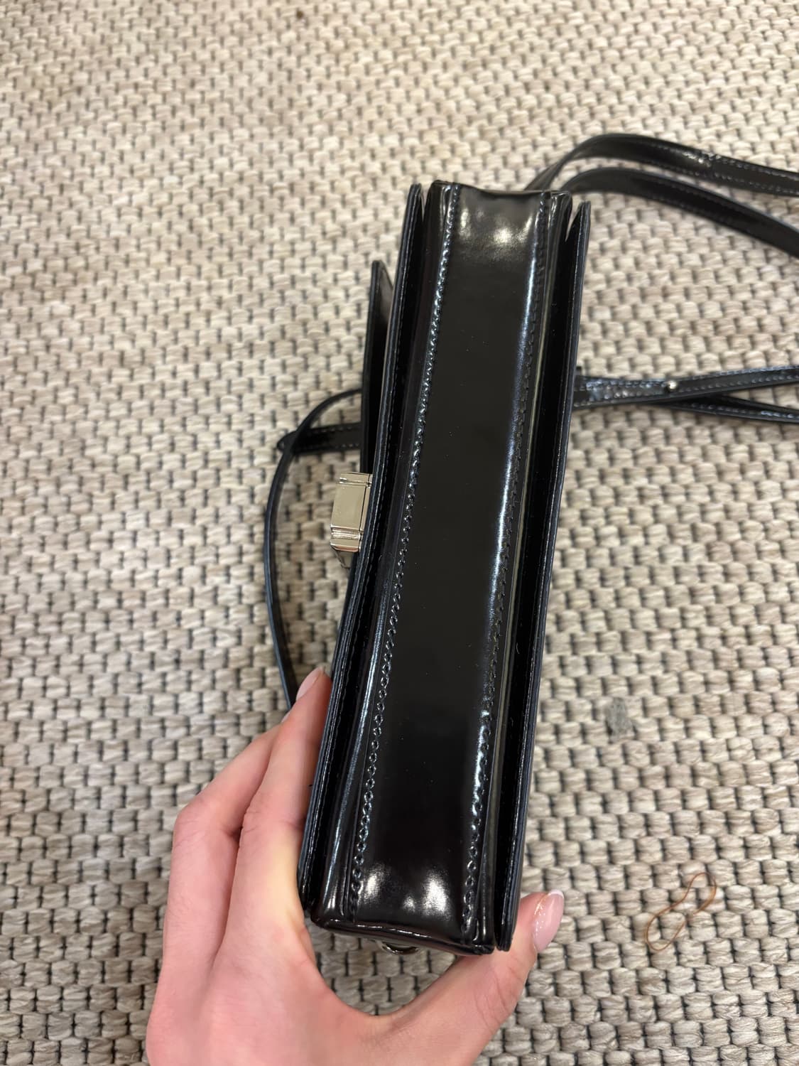 분크 블랙숄더백 상품이미지3