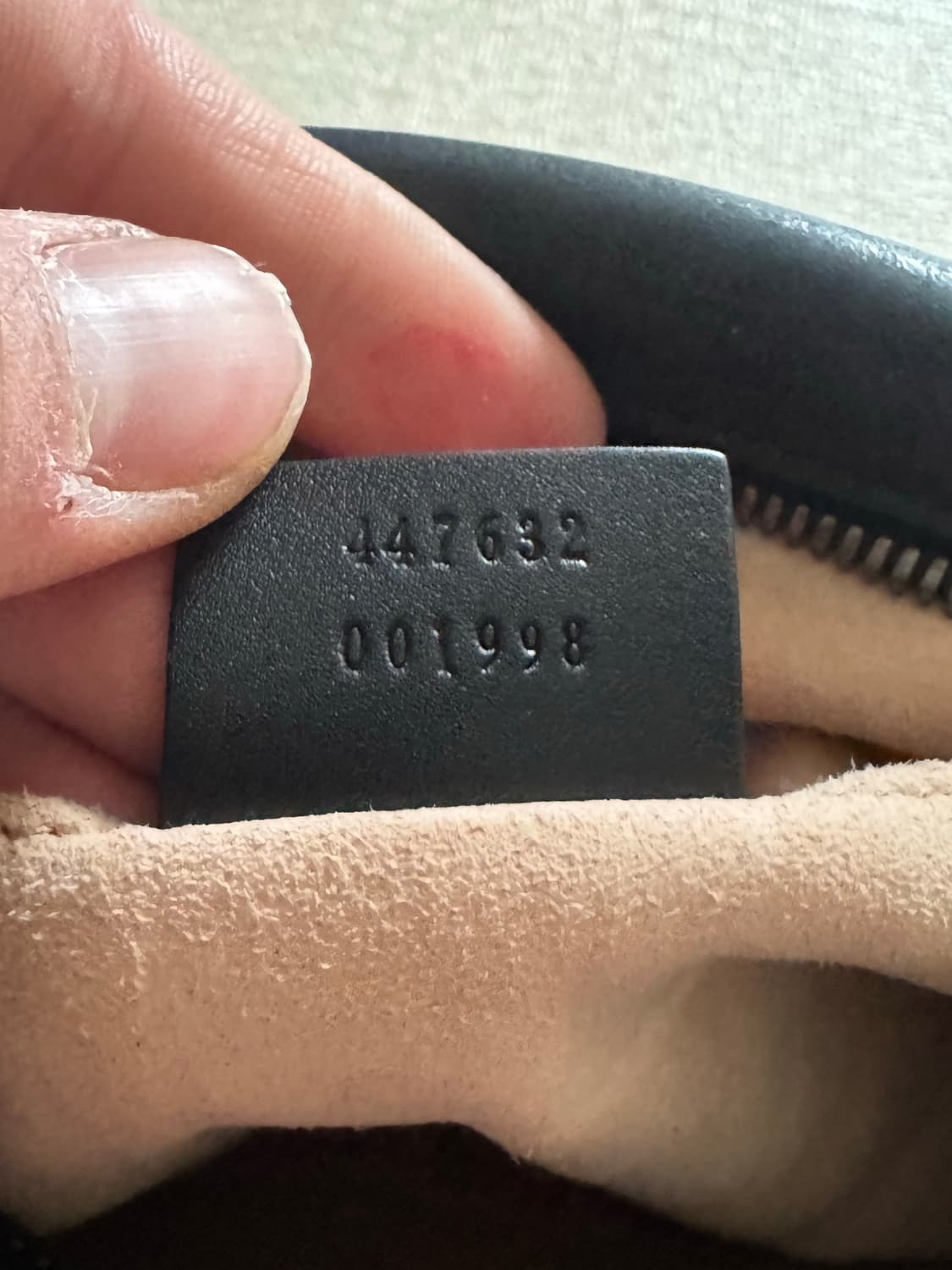 구찌 마몬트 마틀라세 블랙 카메라백 상품이미지10