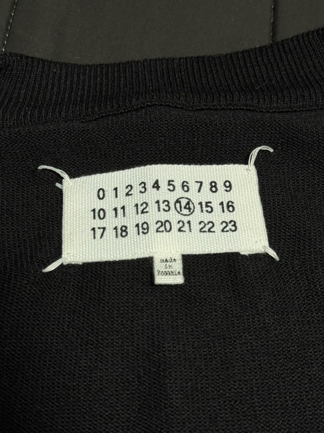 메종 마르지엘라 스웨이드 엘보우 패치 가디건 블랙 (S) 상품이미지4