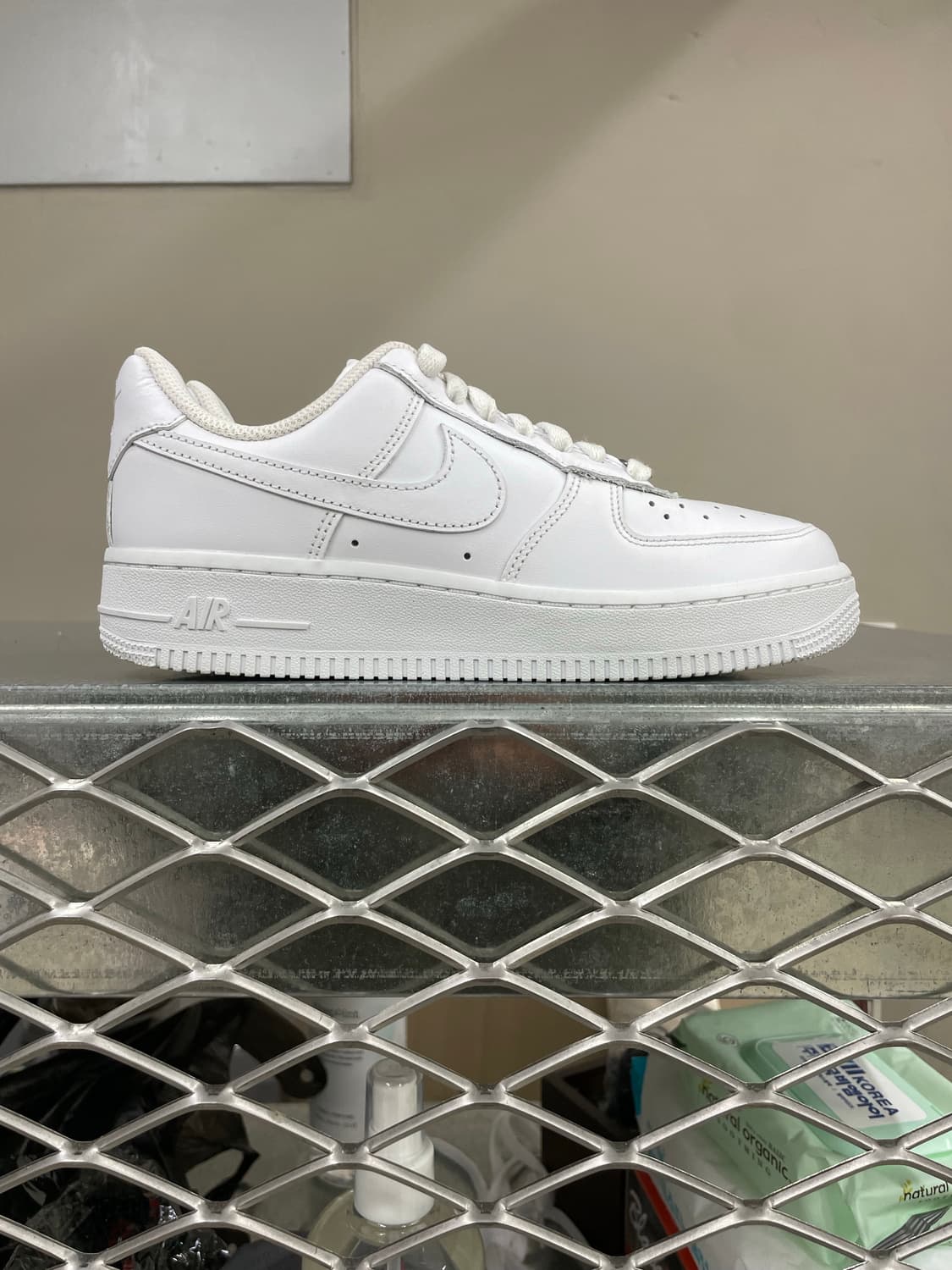 나이키 에어포스1 트리플 화이트 235 (gr-4373) 상품이미지4