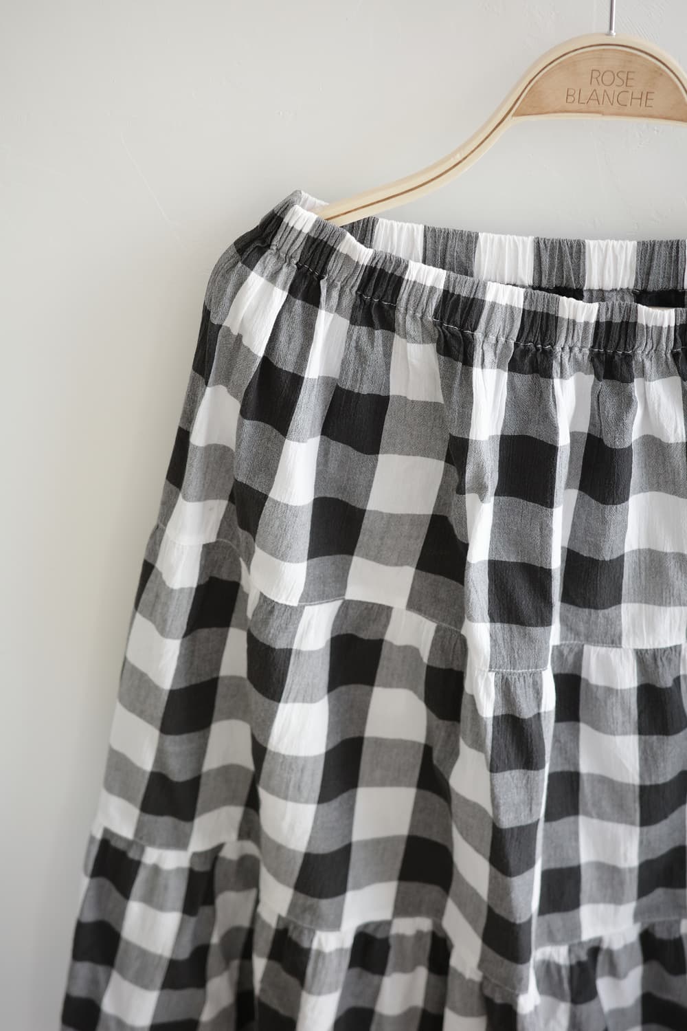 close 7  
• 블랙 화이트 체크 샤링 롱 스커트 상품이미지4