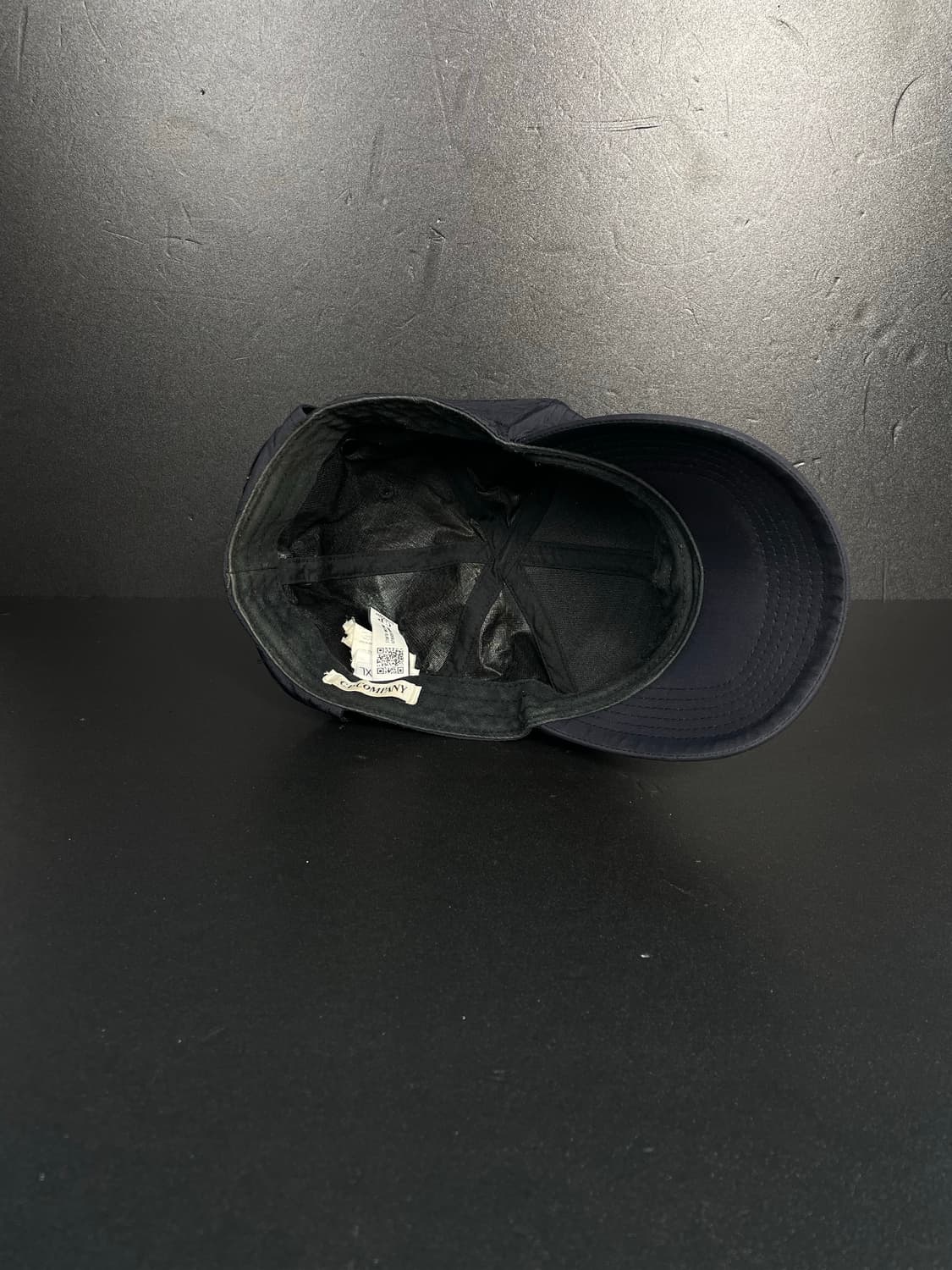 [XL] CP컴퍼니 크롬-R 고글 볼캡 QR인증 상품이미지7