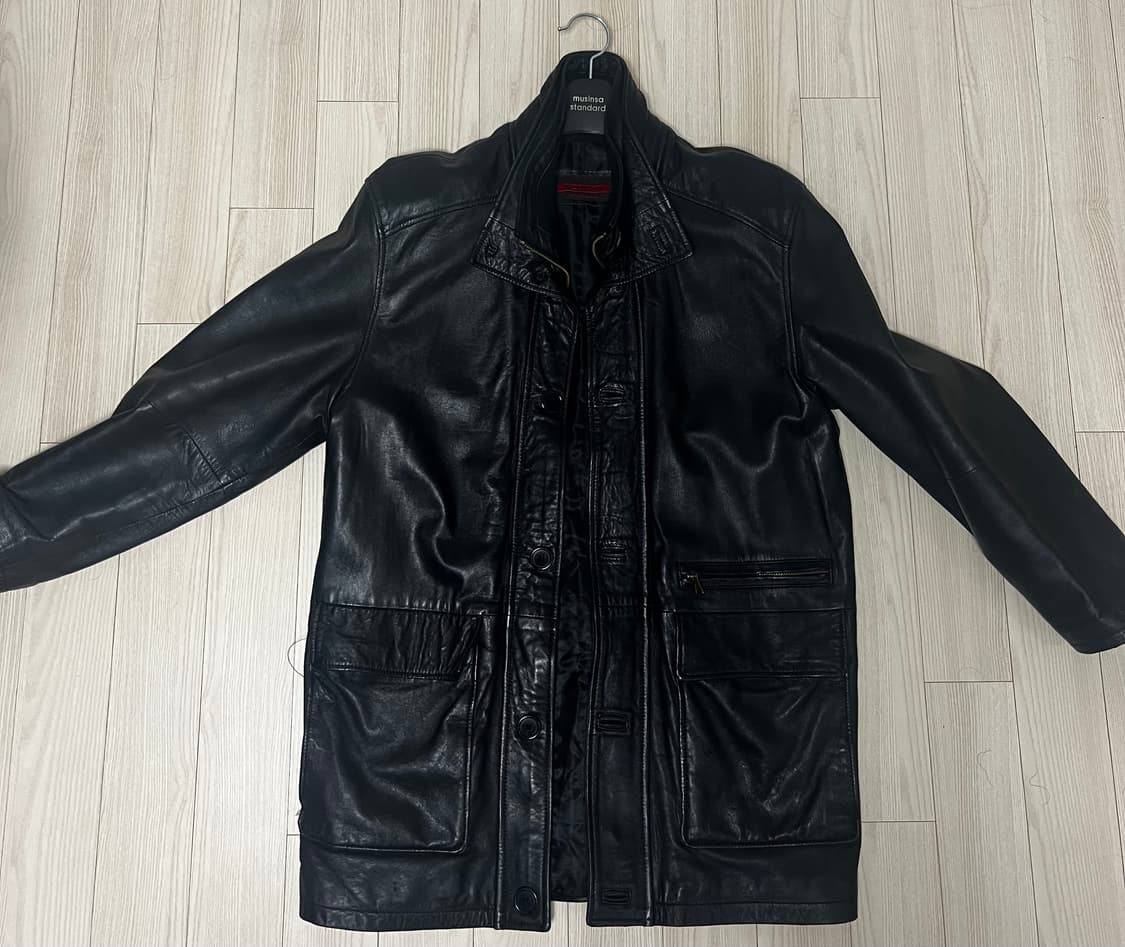 하이넥 레더 코트 상품이미지1