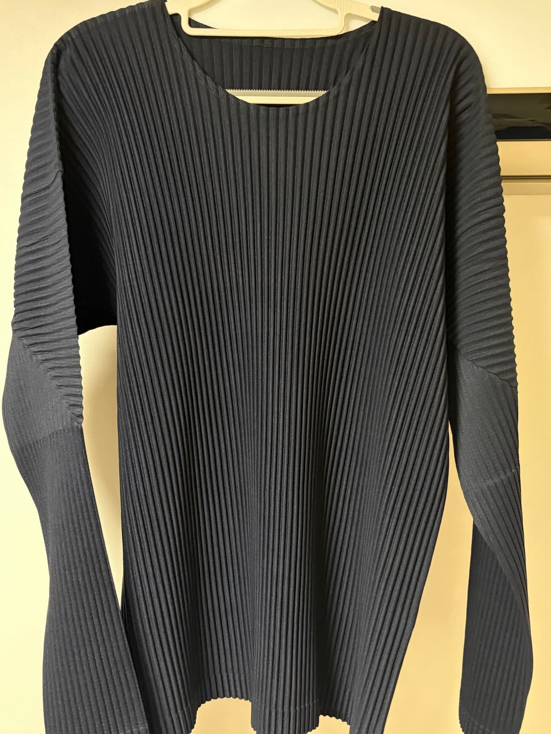 이세이미야케 옴므플리세 롱슬리브 네이비 상품이미지1