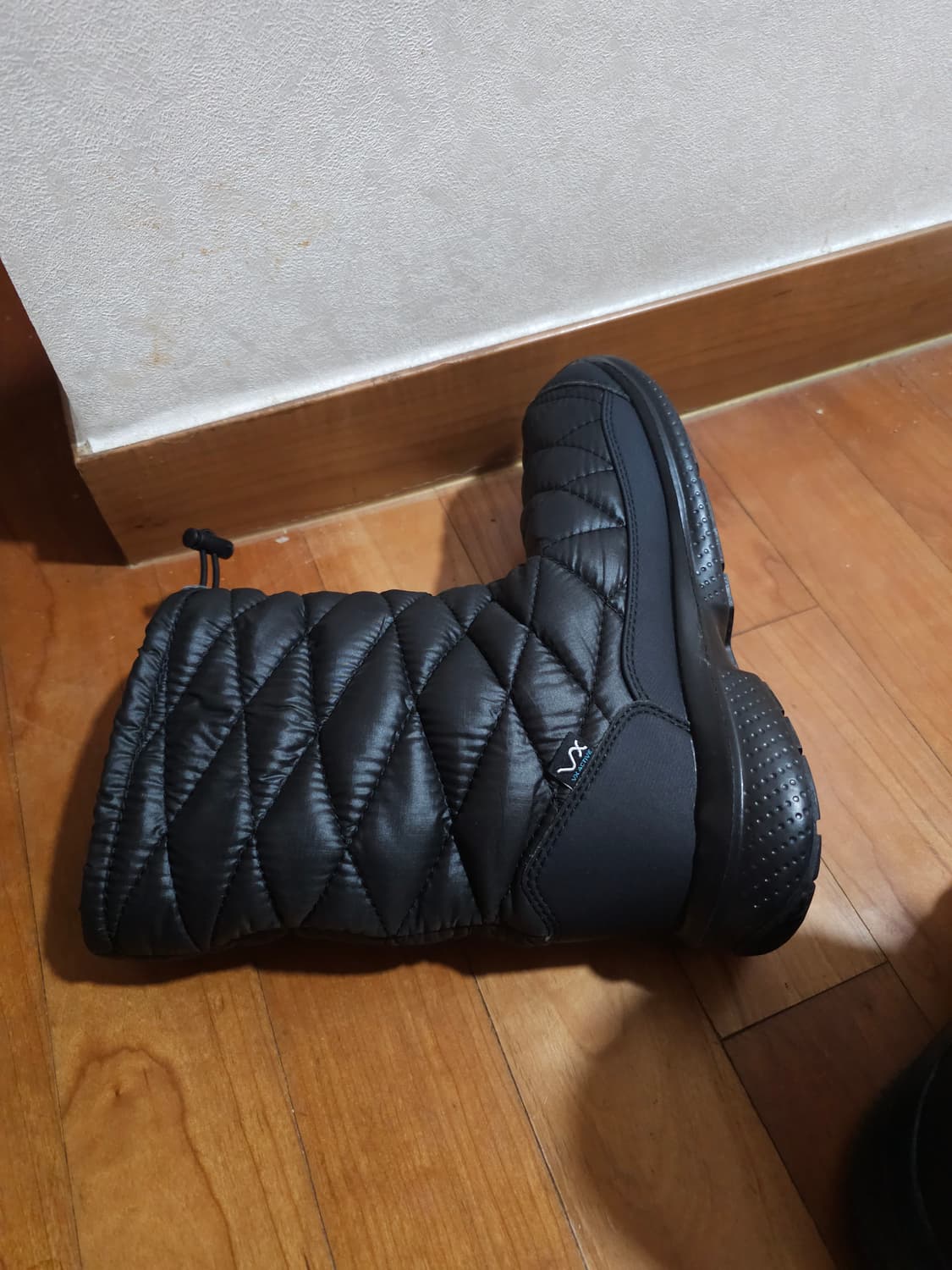 노스페이스 브이엑스 방한부츠 NZS99H68 상품이미지4