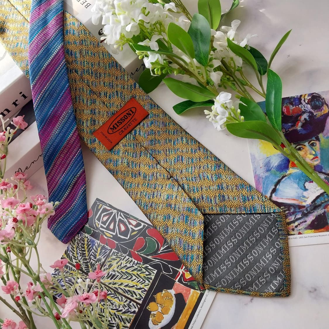 미쏘니 실크 골드 자카드 패턴 넥타이 9.4cm A+등급 K1723
 상품이미지5