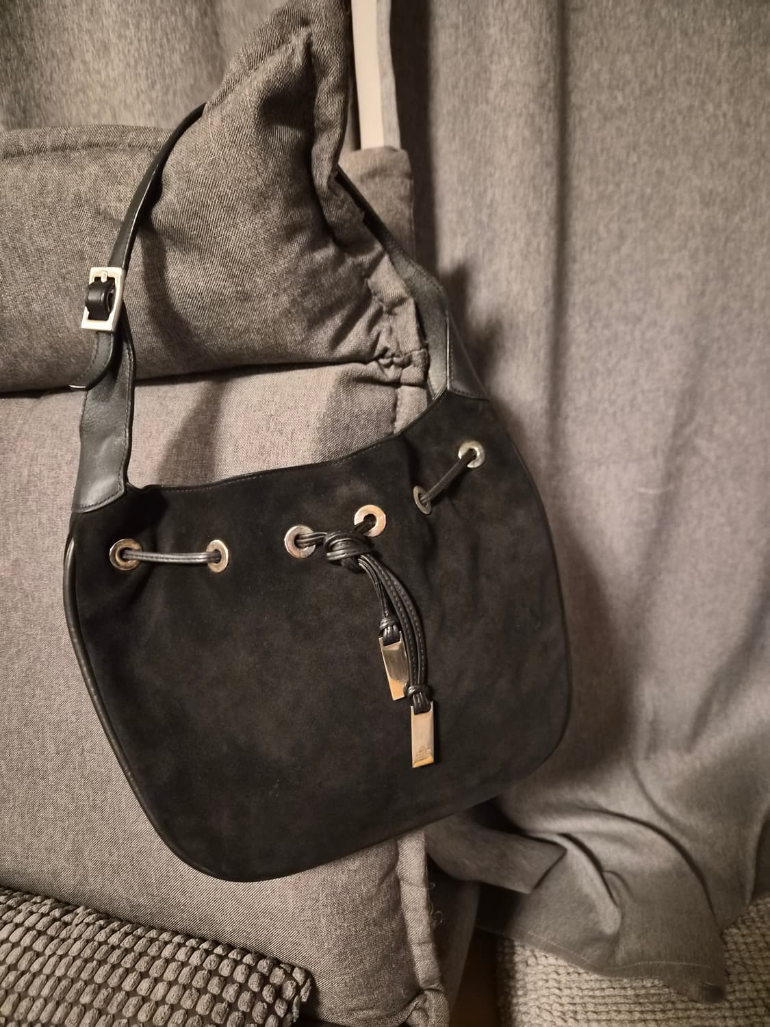 GUCCI 스웨이드 숄더백 (정품) 상품이미지2