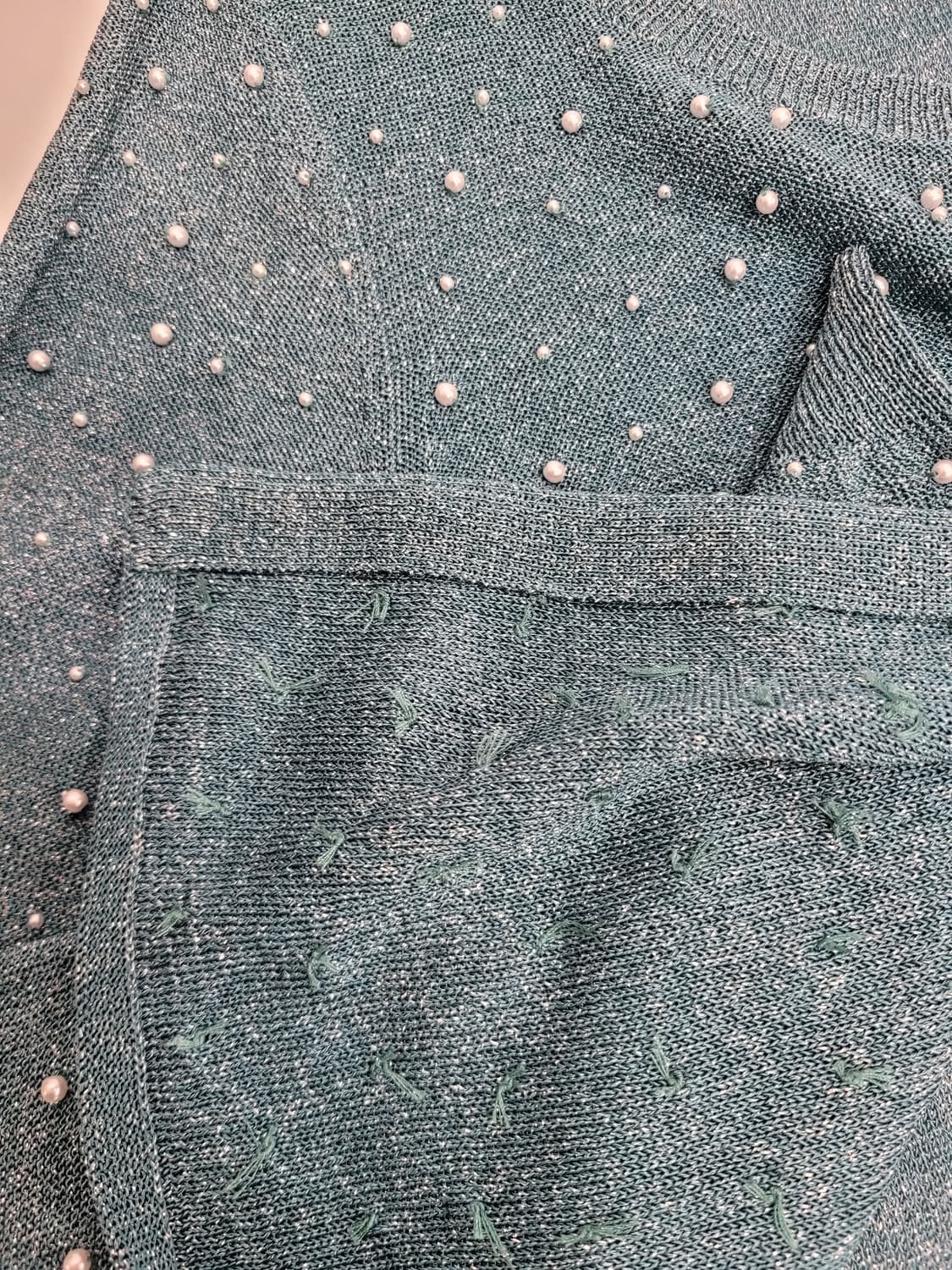 모스키노 칩앤시크 진주 장식 레이온 가디건 / 여 100 멜란지 블루
 상품이미지5