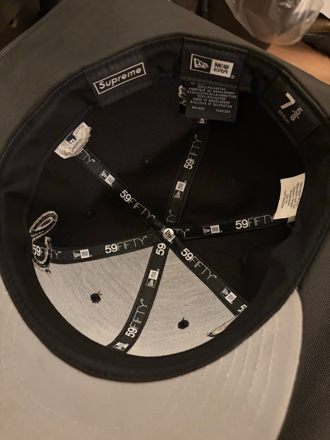 슈프림 멀티 S 로고 뉴에라 블랙 - 578(60.6cm) 상품이미지2