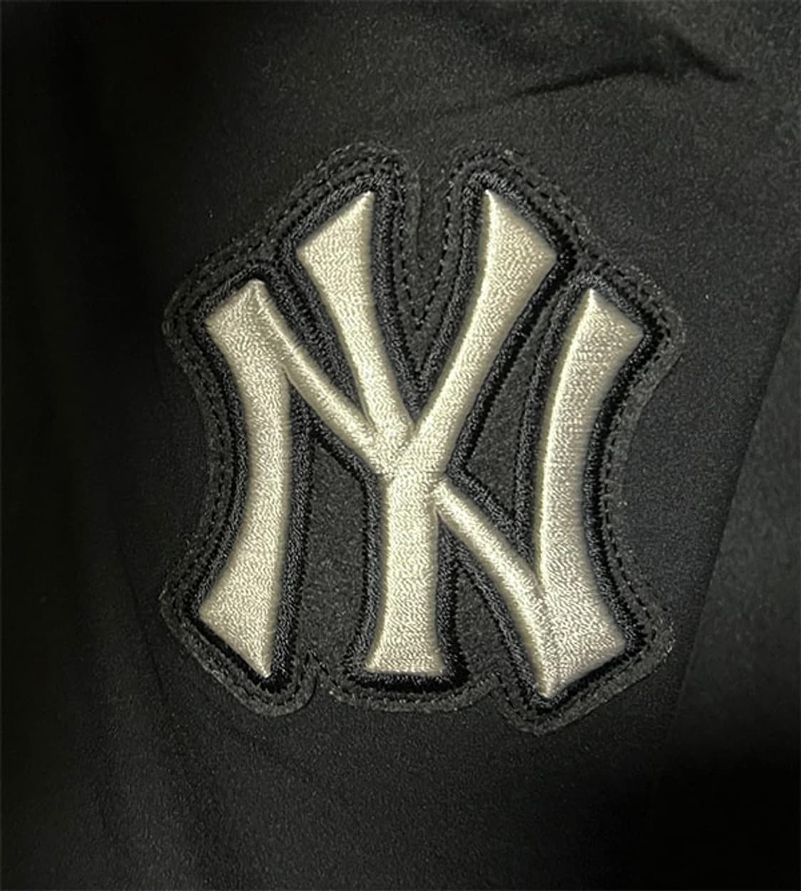 MLB 엠엘비 남자 롱패딩 뉴욕양키스 덕다운 새상품 L 100-105 상품이미지4