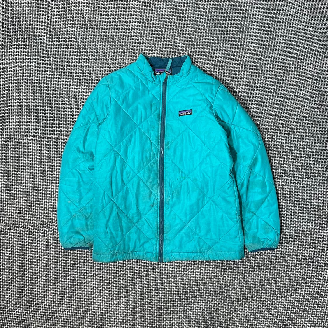 파타고니아 경량 패딩 (L/old-8214) 상품이미지1