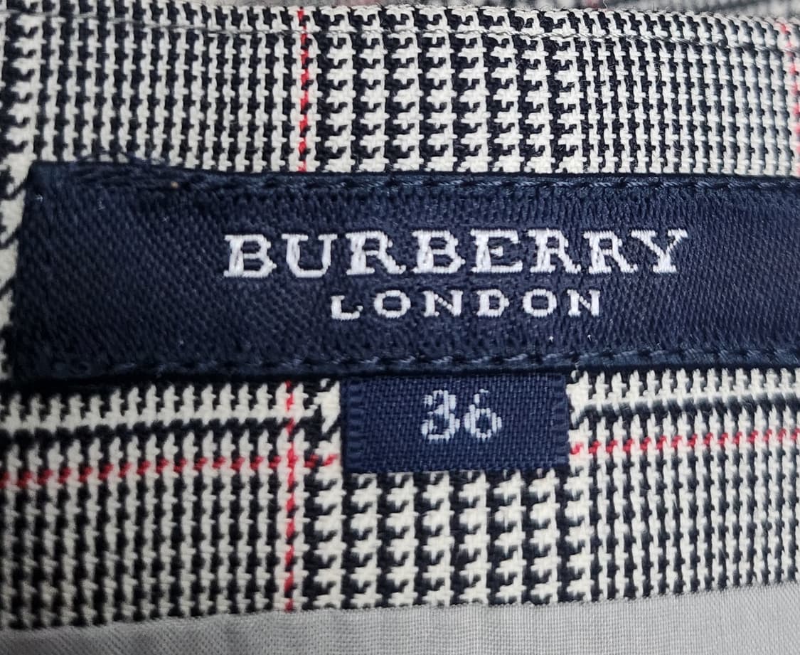 버버리 타탄체크 A라인 스커트 36사이즈 (26-27.5) 상품이미지5