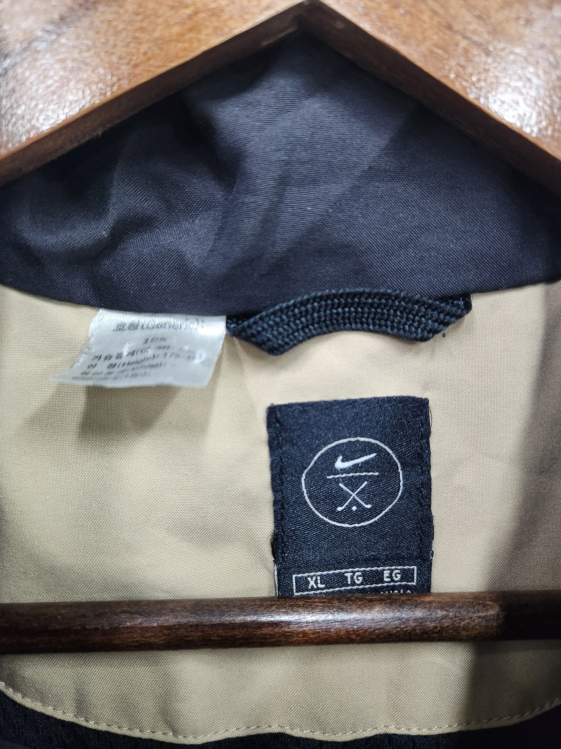 나이키 베이지 바람막이 상품이미지7