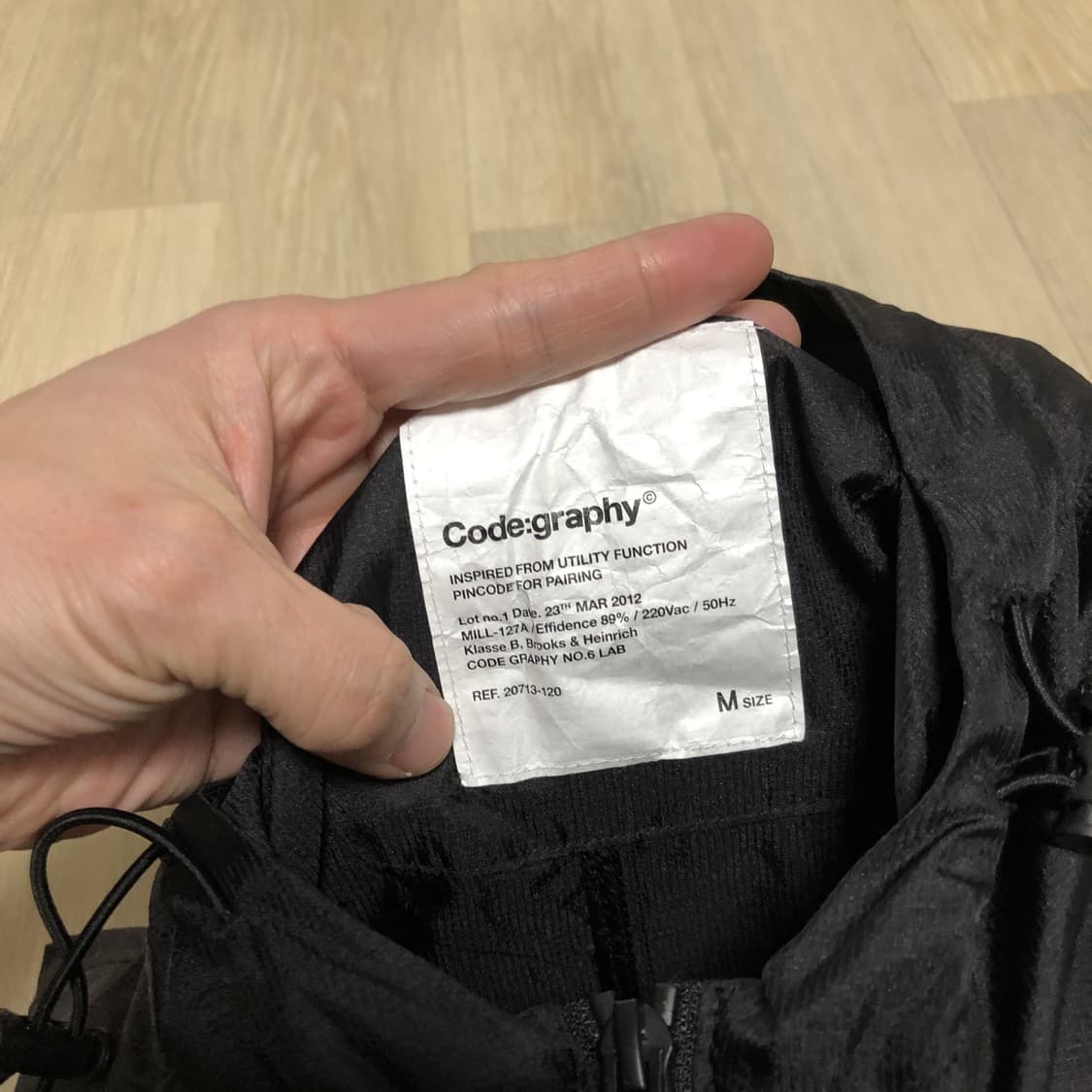 (M) 새상품 코드그라피 유틸리티 경량 후드 베스트 집업 블랙 상품이미지5