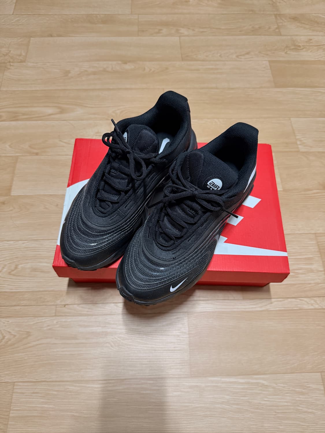 Nike 에어맥스 파이어 상품이미지1