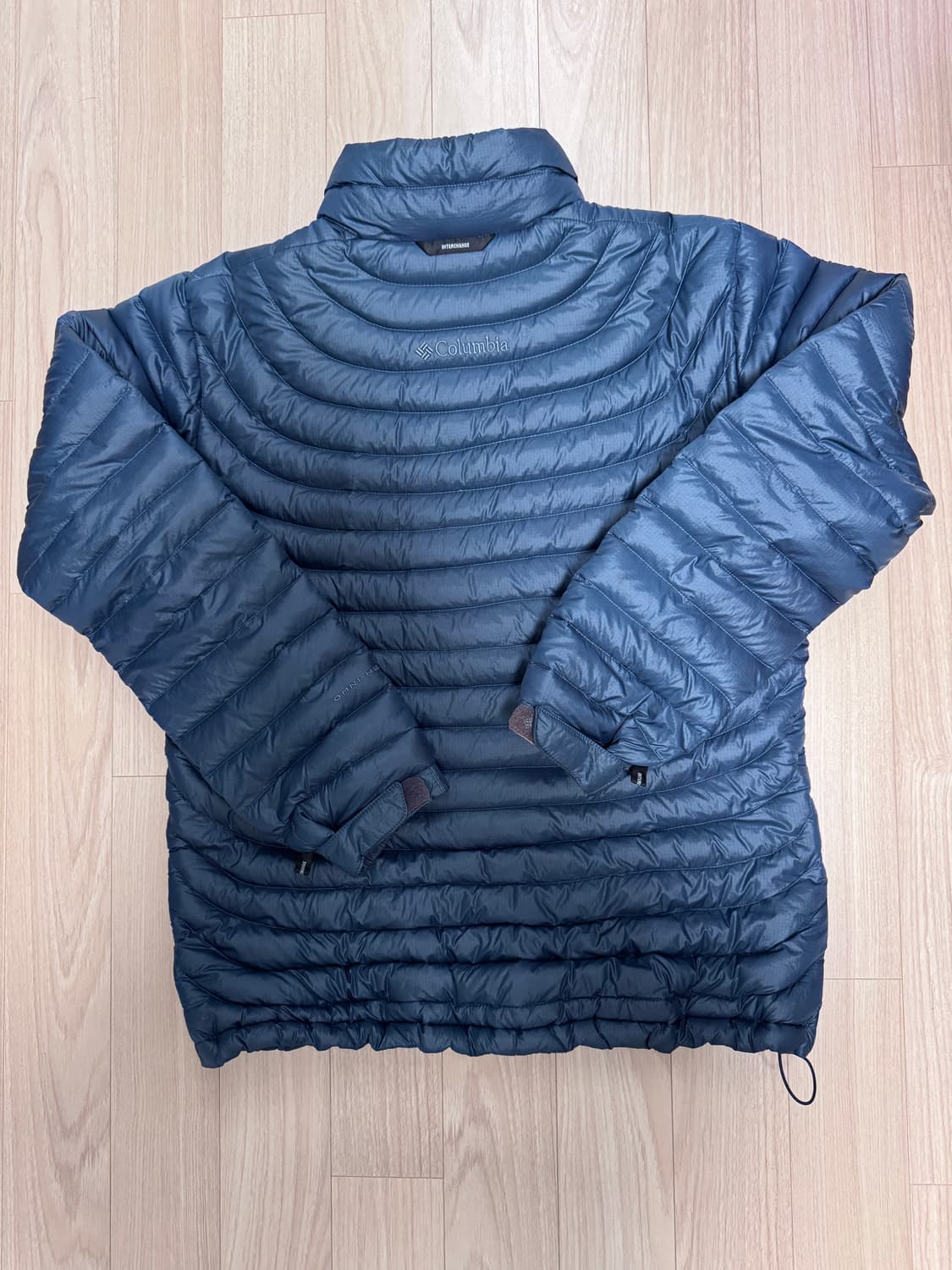 콜롬비아 옴니쉴드 경량패딩 블루 L사이즈 상품이미지4