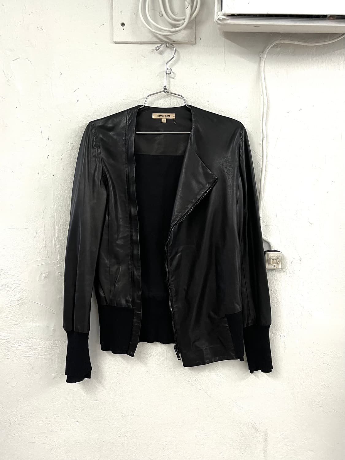 다미르도마 드레이핑 램스킨 레더 자켓 상품이미지4