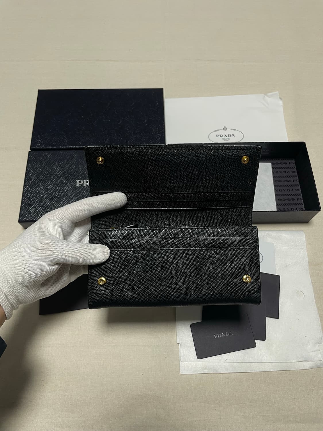 [풀구성] 프라다 사피아노 삼각로고 금장 장지갑 [os]  상품이미지5