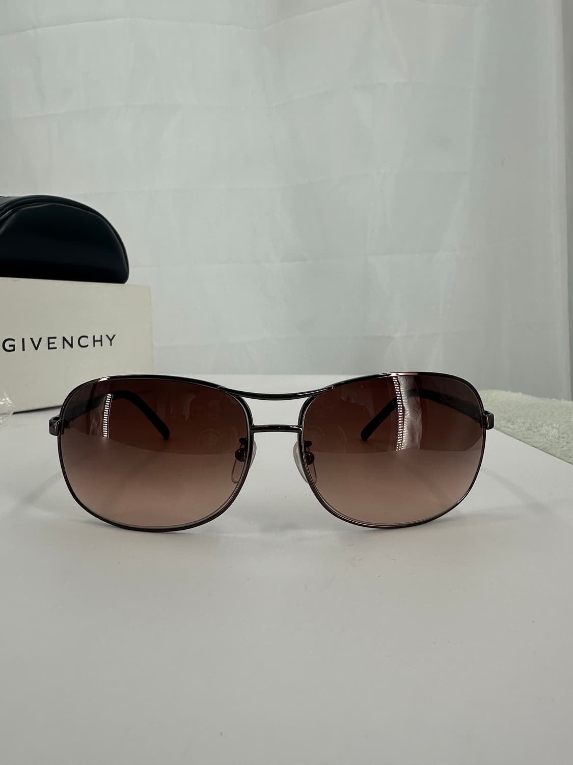 [새상품 무료배송] 정품 지방시 Made in Italy 선글라스 상품이미지2