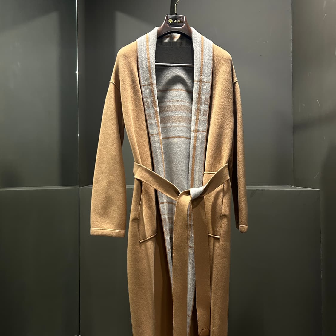 로로피아나 베이비캐시미어 웹 코트 상품이미지1