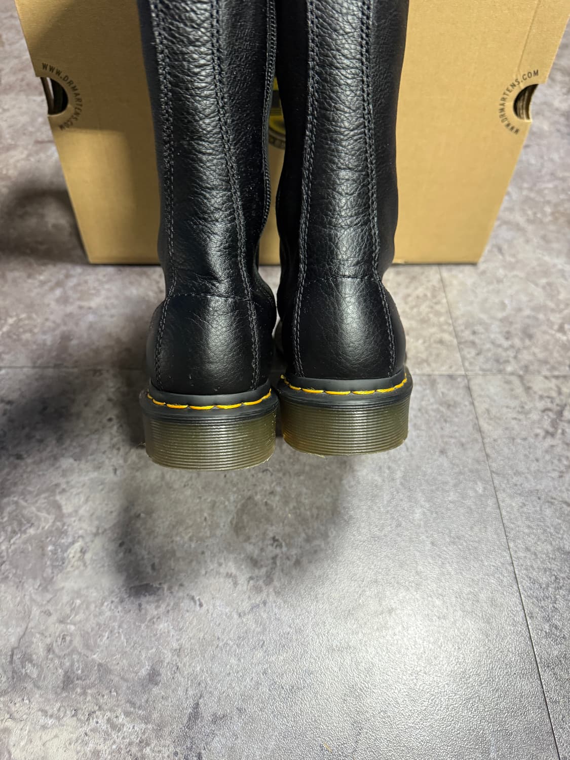 닥터마틴 버지니아 14홀 230 풀박스 새상품급 상품이미지5