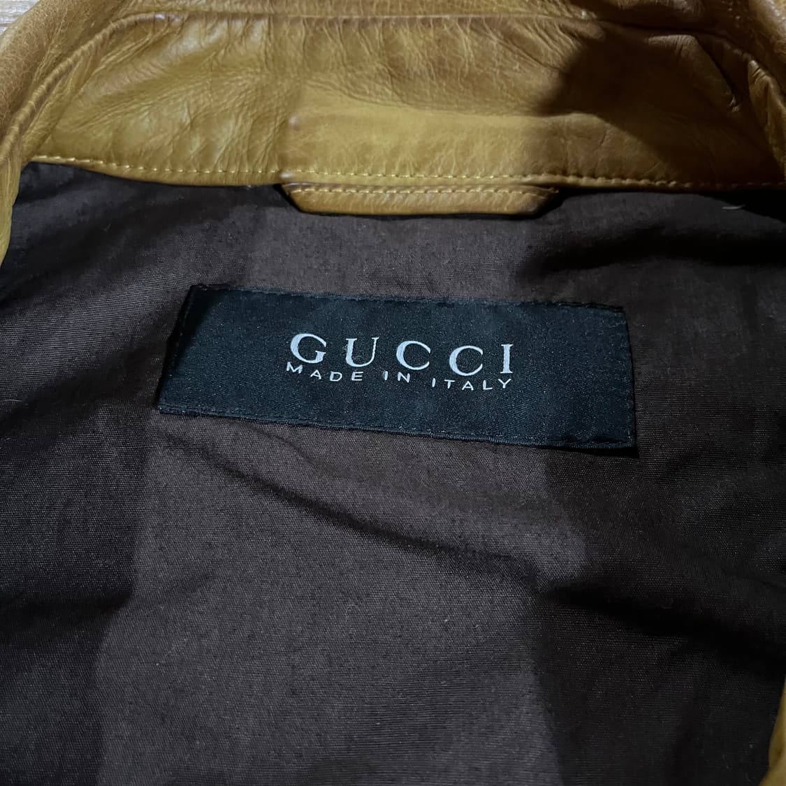 [105] 구찌 밀리터리 가죽자켓 상품이미지5