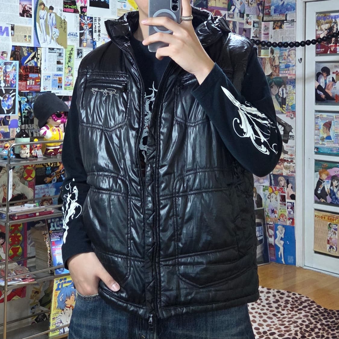 후부 블랙 유광 패딩 베스트 상품이미지1