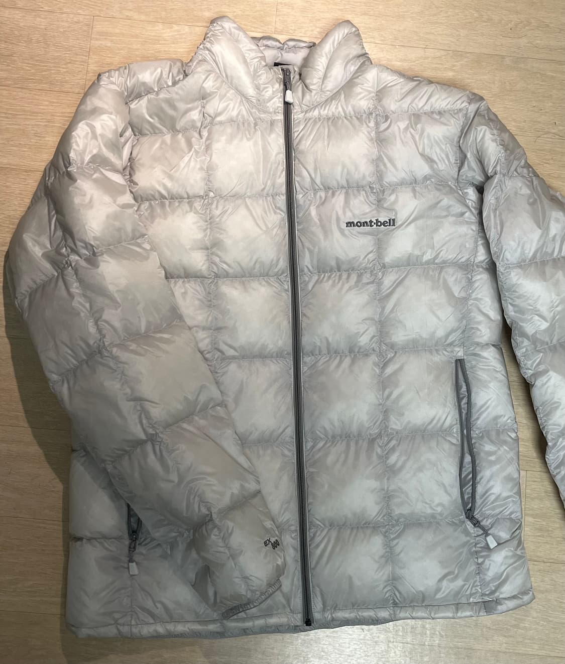 몽벨 슈페리어 경량패딩L 라이트 그레이 상품이미지1