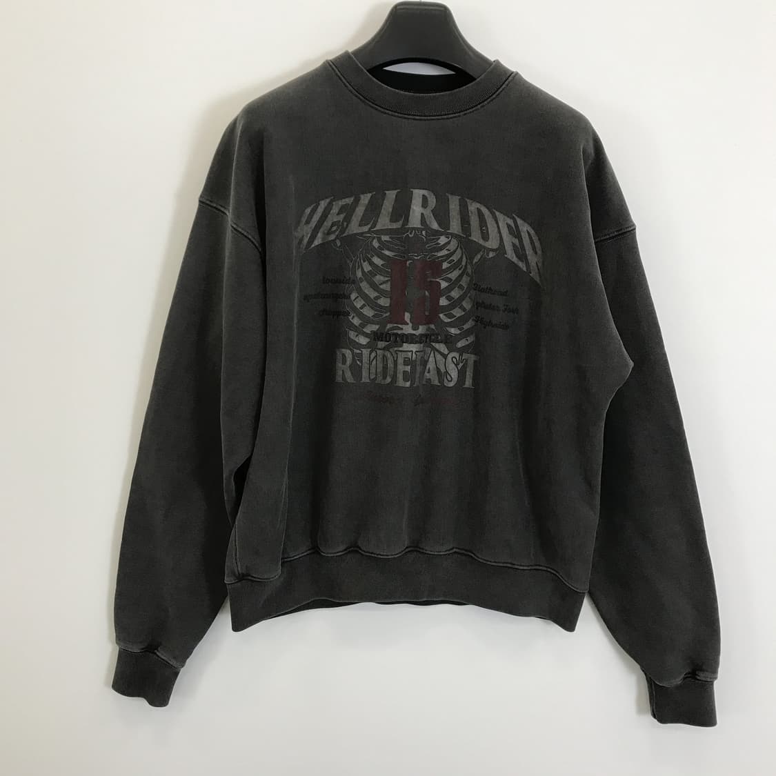 아웃스탠딩 피그먼트 스웻셔츠 [M사이즈] 상품이미지1